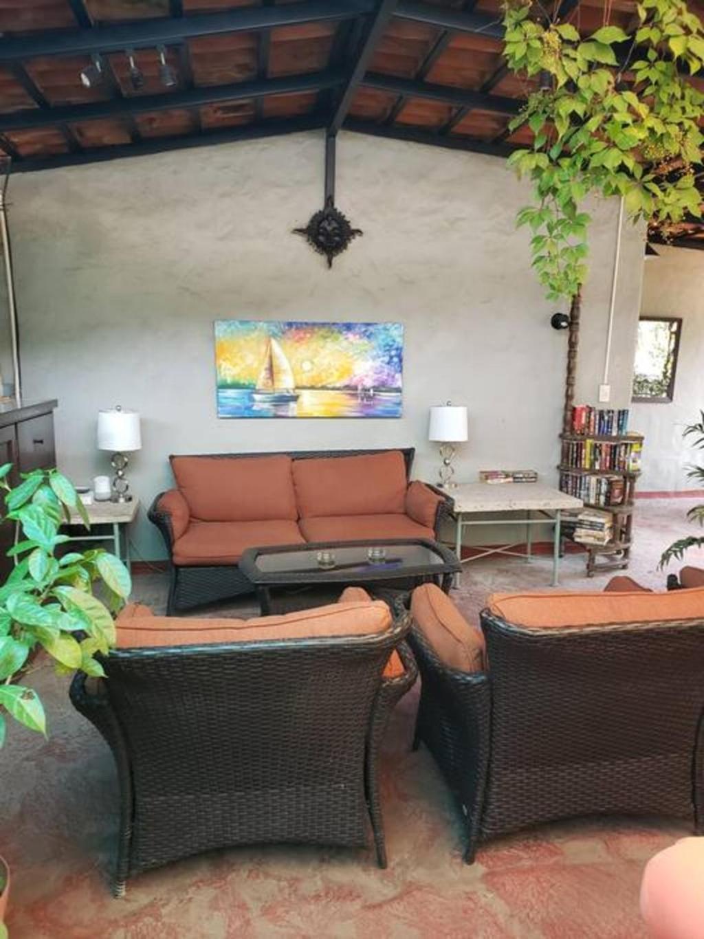 Enjoy Ac In The Queen'S Suite At Inn Ajijic Luaran gambar
